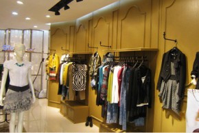 圣卡萝-ST.CAROL店铺