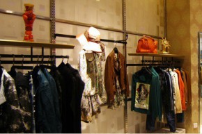 圣卡萝-ST.CAROL店铺