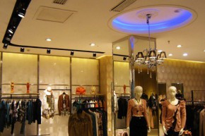 圣卡萝-ST.CAROL店铺