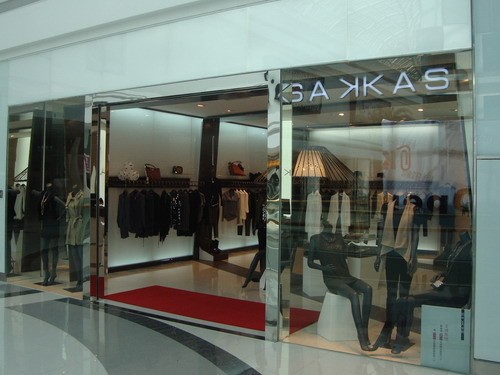 SAKKAS女装店铺展示