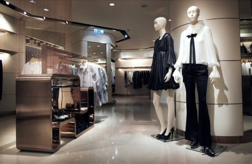 卓雅女装店铺形象