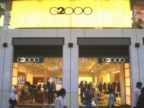 G2000休闲装店铺形象