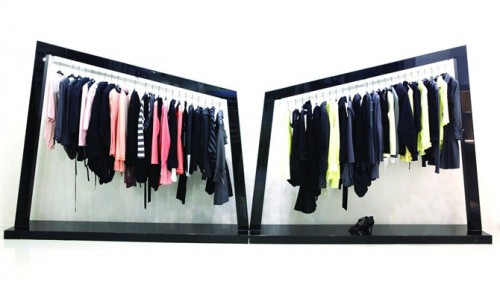 本梵妮女装店铺形象