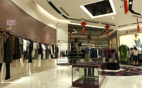 蒙卓诗女装店铺展示