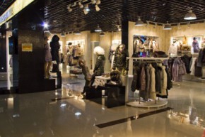 诗梵妮思-SURFAIRNESS店铺