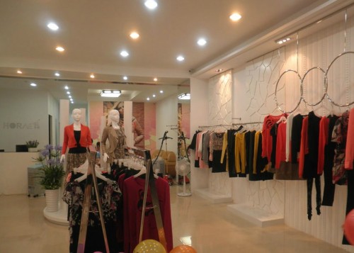 香然女装店铺展示