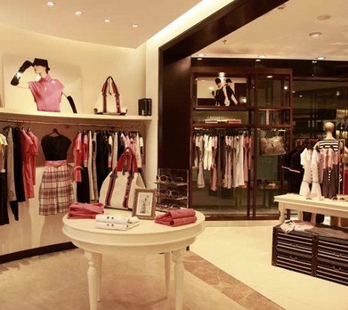 诗篇女装店铺展示