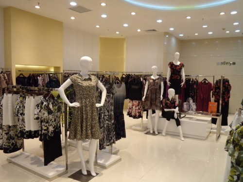 索菲雅女装店铺形象