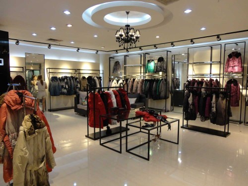 欧帝帝女装店铺展示