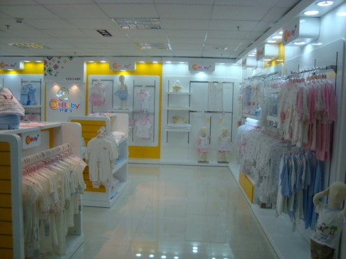 舒婴宝童装店铺展示