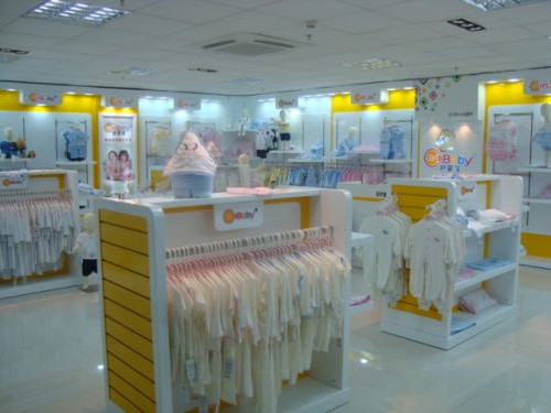 舒婴宝童装店铺展示