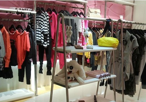 爱茜女装店铺形象