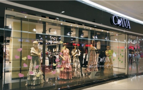 CAVA女装店铺展示