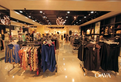 CAVA女装店铺展示