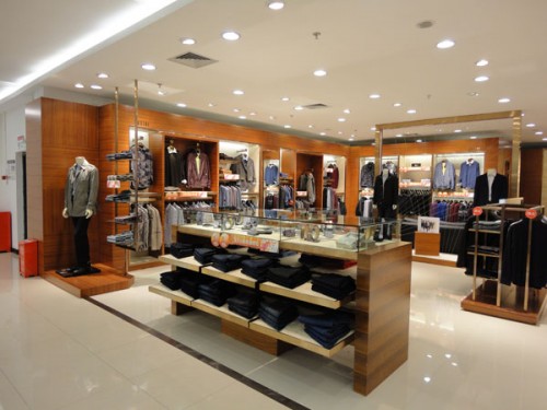 博里尼男装店铺展示