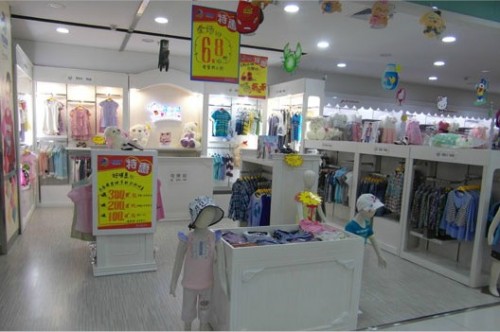 奇摩娃童装店铺展示