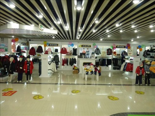 A100童装店铺展示