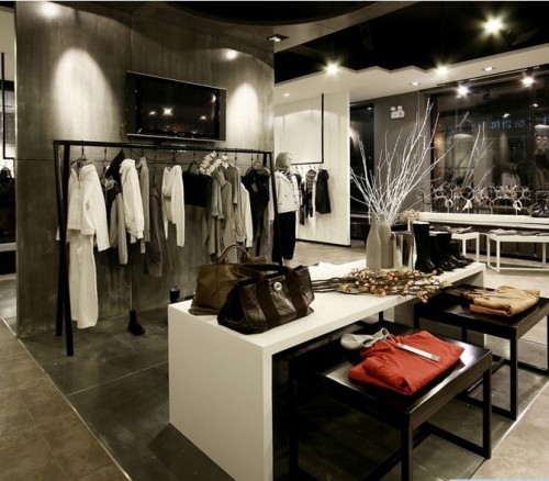 广州梦阁设计有限公司女装店铺展示