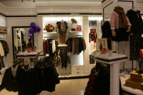 维罗瓦伊洛-Vezzoso Valoroso店铺