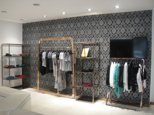 朵拉.伊莎贝拉女装店铺形象