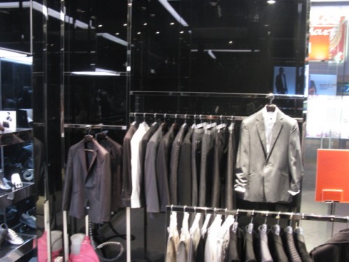汉崇男装店铺展示