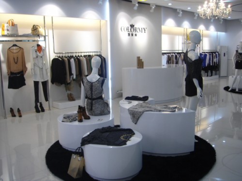 凯莱美时尚女装店铺形象