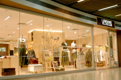 犁人坊女装店铺展示