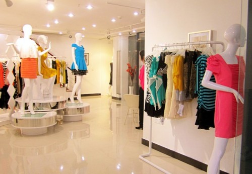 千合伴女装店铺展示