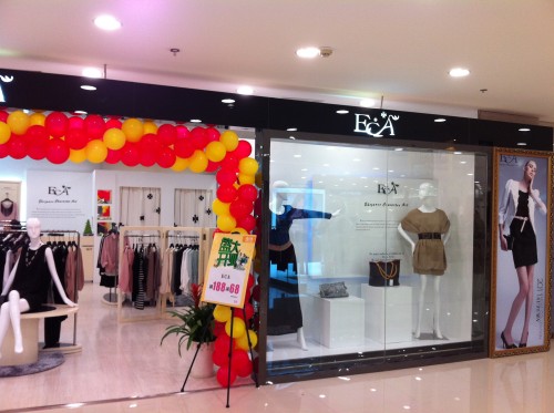 ECA女装店铺展示
