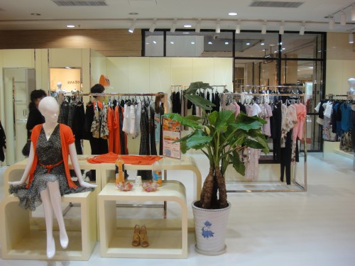 Anber安珀女装店铺形象