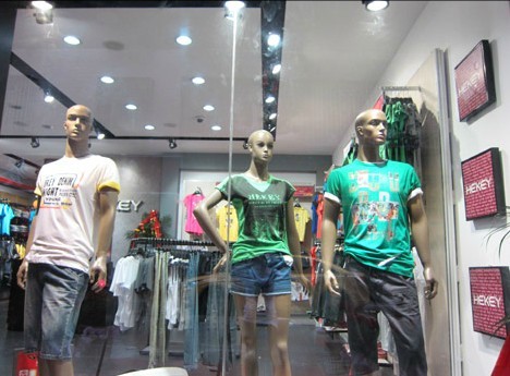 黑骑休闲装店铺展示