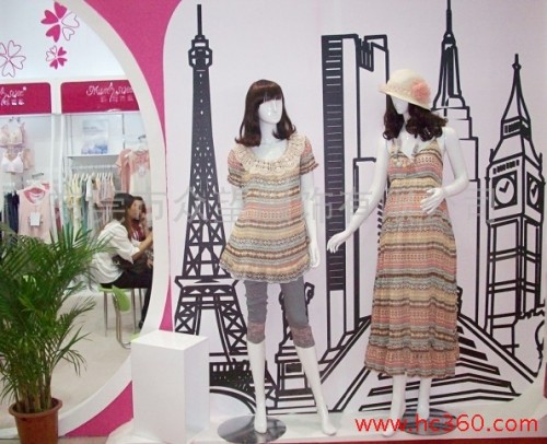 妈咪世家孕妇装店铺展示