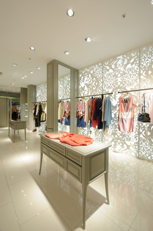 思凡女装店铺展示