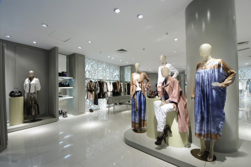 思凡女装店铺展示