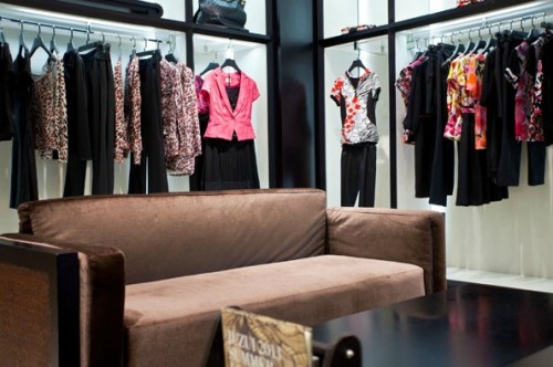 玖姿女装店铺展示