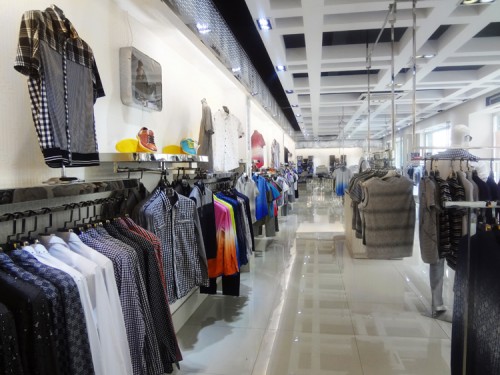 Louiskoo男装店铺展示