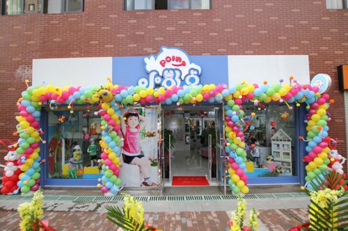 小数点童装店铺展示