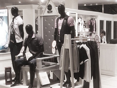 瑞弗史东男装店铺形象