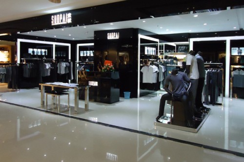 索派男装店铺展示