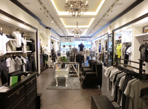 西元前男装店铺形象