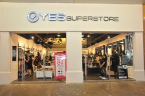 YES时尚女装店铺