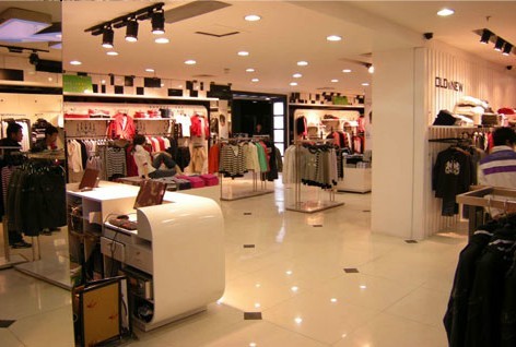 鎏恒色休闲装店铺展示