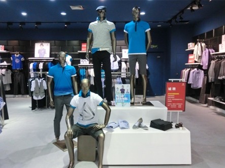 宾宝男装店铺形象