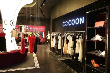 可可尼女装店铺展示