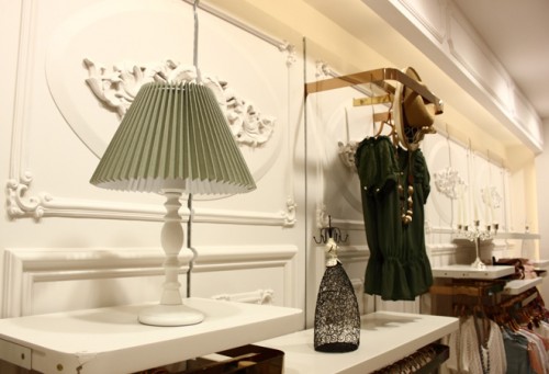 ERONS女装店铺形象