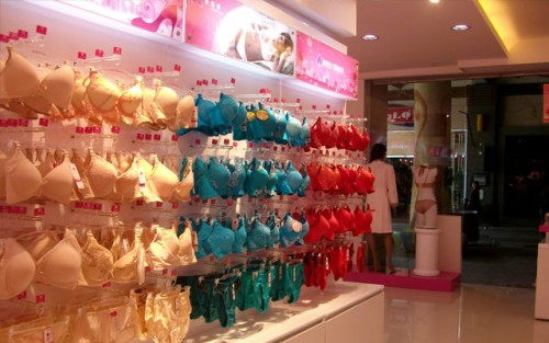 康璐妮内衣店铺展示