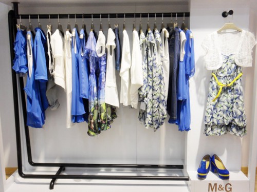 米谷娜女装店铺展示