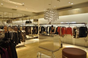 依兰----ELANIE RIESE店铺