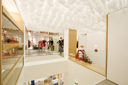 EP雅莹女装店铺展示