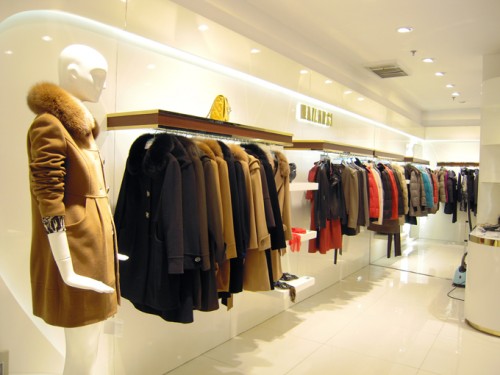 SHELIS奢睿女装店铺展示